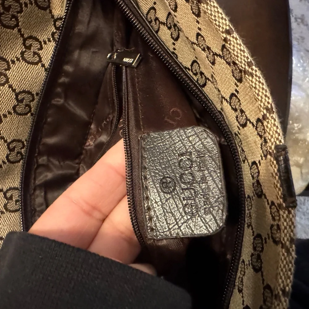 Authentic Gucci GG Canvas Messenger Bag Brown Crossbody - Picture 6 of 7